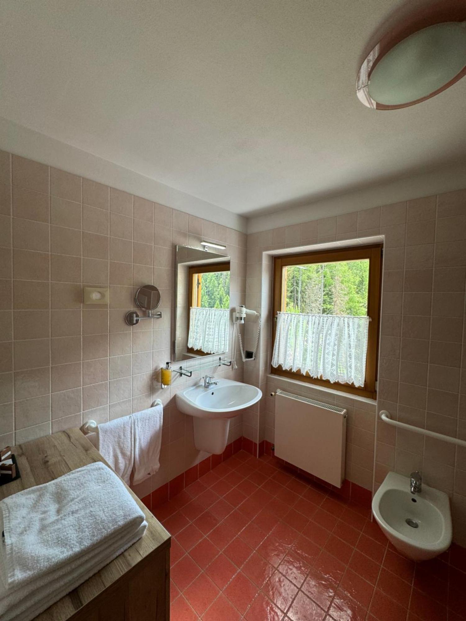 Hotel Tita Piaz Canazei Exteriör bild
